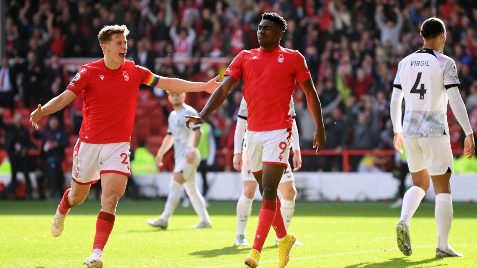 迎来属于自 迎来属于自